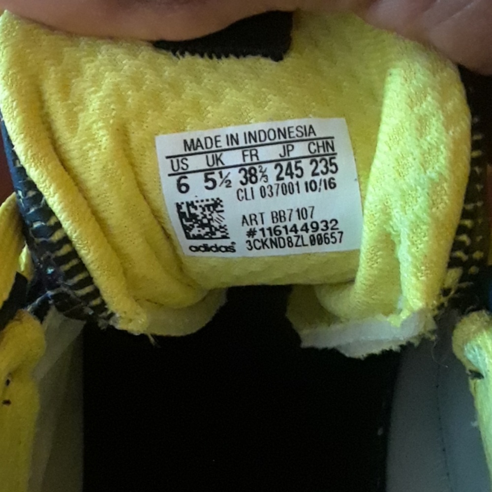 Adidas - Picture 4 of 4